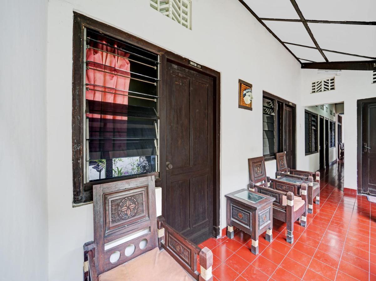 Oyo 90676 Oryza Hotel 2*