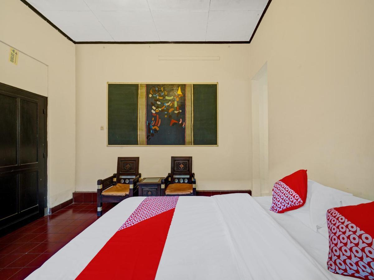 Oyo 90676 Oryza Hotel 2*